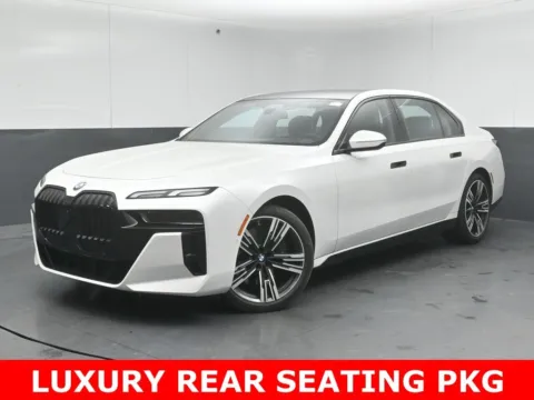 Another view of 2023 BMW 7 Series 760i xDrive for sale in Naperville, IL at Maserati Alfa Romeo of Naperville