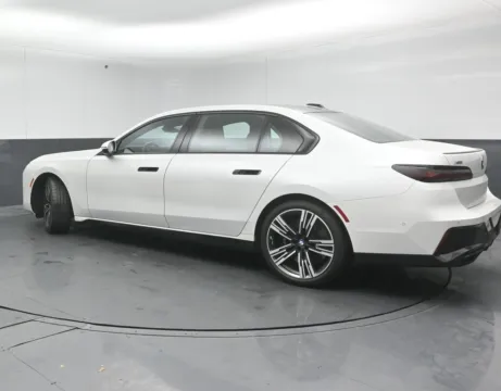 More photos of 2023 BMW 7 Series 760i xDrive at Maserati Alfa Romeo of Naperville, IL
