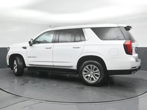 More photos of 2025 GMC Yukon Denali at Maserati Alfa Romeo of Naperville, IL