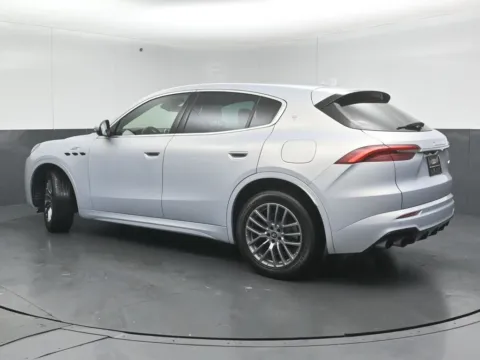 More photos of 2024 Maserati Grecale GT at Maserati Alfa Romeo of Naperville, IL