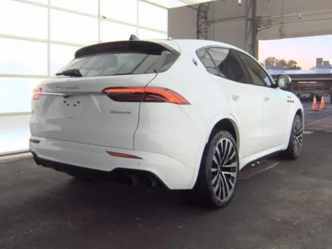 Photos of 2023 Maserati Grecale Modena for sale in Naperville, IL at Maserati Alfa Romeo of Naperville