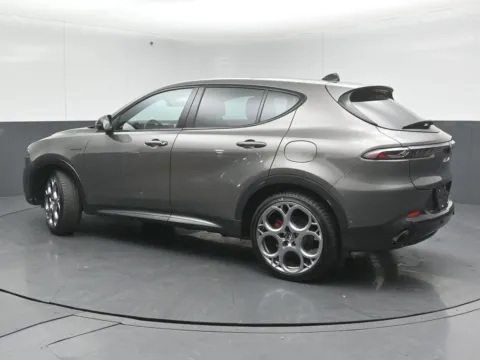 More photos of 2024 Alfa Romeo Tonale Veloce at Maserati Alfa Romeo of Naperville, IL