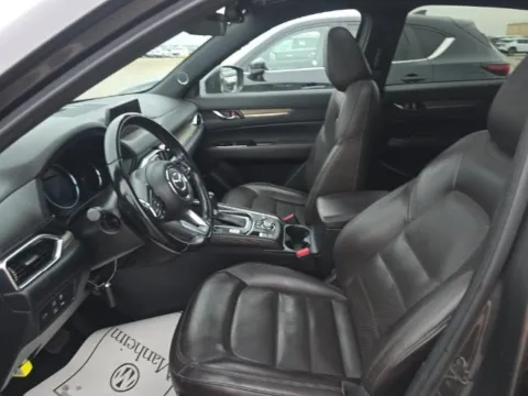 More photos of 2019 Mazda CX-5 Signature at Maserati Alfa Romeo of Naperville, IL