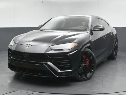 Another view of 2021 Lamborghini Urus Pearl Capsule for sale in Naperville, IL at Maserati Alfa Romeo of Naperville