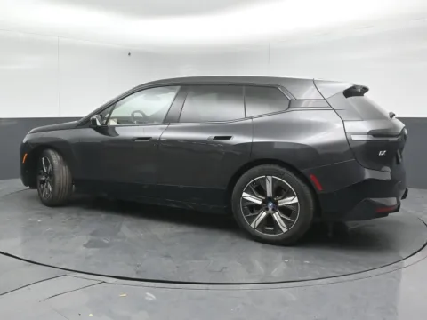 More photos of 2023 BMW iX xDrive50 at Maserati Alfa Romeo of Naperville, IL