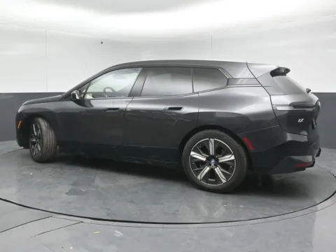 More photos of 2023 BMW iX xDrive50 at Maserati Alfa Romeo of Naperville, IL