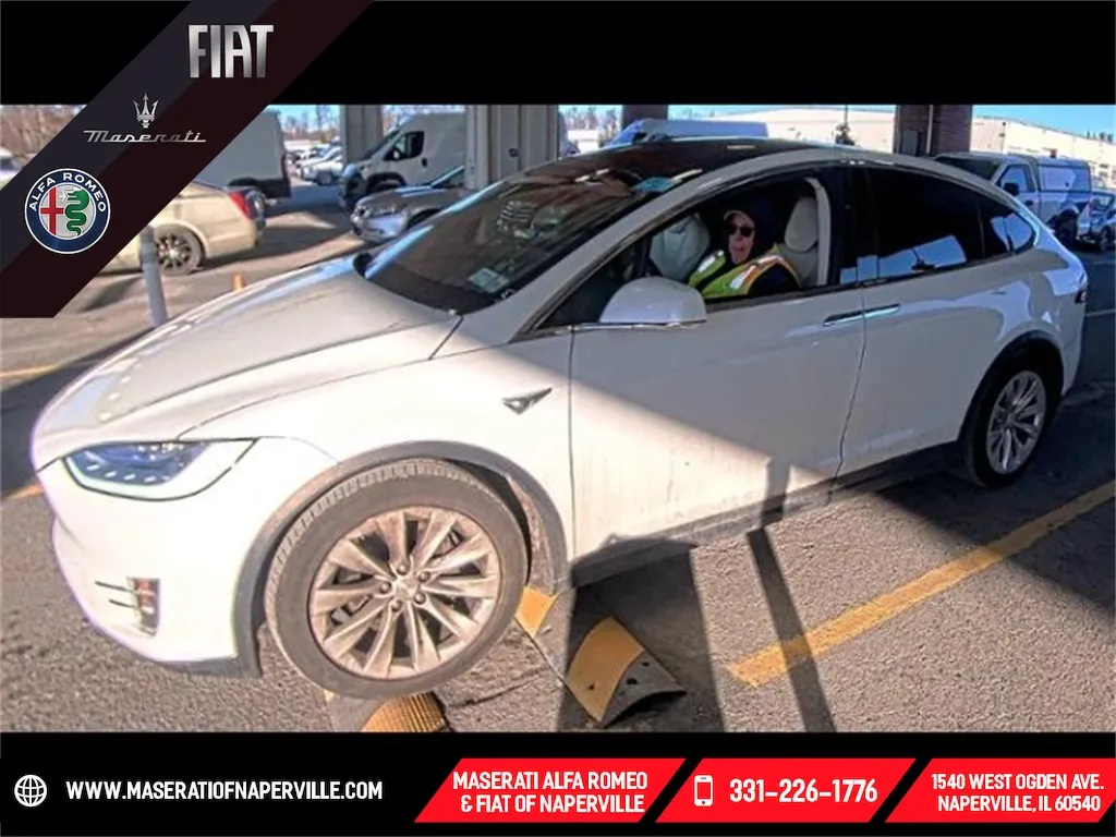 White 2018 Tesla Model X 75D for sale in Naperville, IL