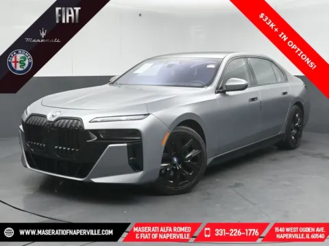 Gray 2023 BMW i7 xDrive60 for sale in Naperville, IL