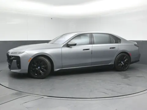 More photos of 2023 BMW i7 xDrive60 at Maserati Alfa Romeo of Naperville, IL