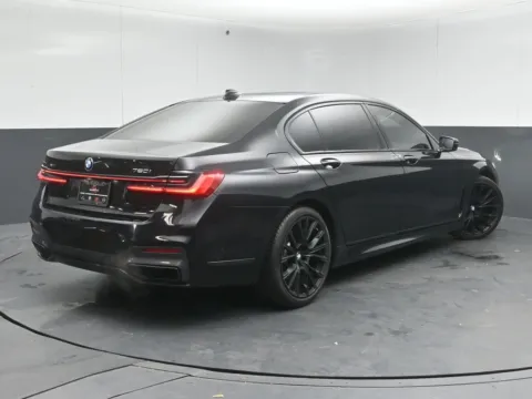 Another view of 2022 BMW 7 Series 750i xDrive for sale in Naperville, IL at Maserati Alfa Romeo of Naperville