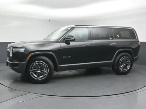 More photos of 2025 Rivian R1S Adventure Dual Motor Standard Pack at Maserati Alfa Romeo of Naperville, IL