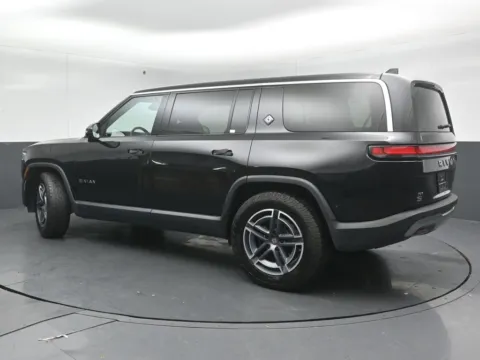 More photos of 2025 Rivian R1S Adventure Dual Motor Standard Pack at Maserati Alfa Romeo of Naperville, IL