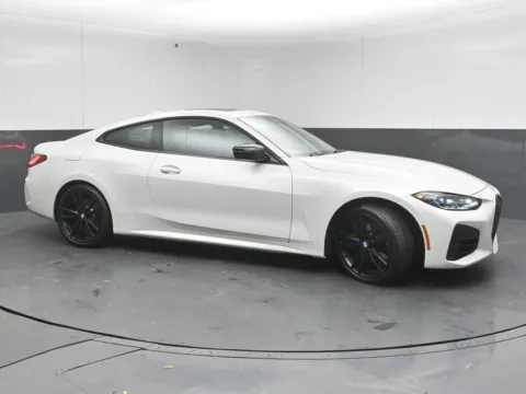 More photos of 2022 BMW 4 Series M440i xDrive at Maserati Alfa Romeo of Naperville, IL