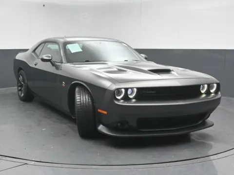 More photos of 2021 Dodge Challenger R/T Scat Pack at Maserati Alfa Romeo of Naperville, IL