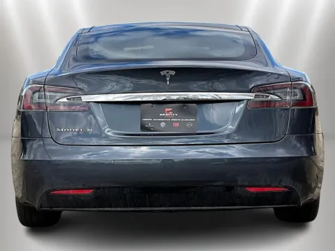 More photos of 2016 Tesla Model S 60 at Maserati Alfa Romeo of Naperville, IL