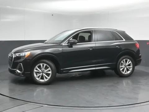 More photos of 2022 Audi Q3 Premium at Maserati Alfa Romeo of Naperville, IL