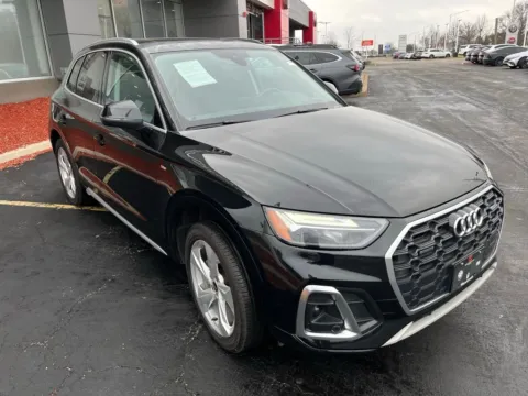 Another view of 2022 Audi Q5 45 S line Premium for sale in Naperville, IL at Maserati Alfa Romeo of Naperville