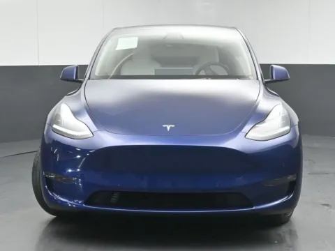 Photos of 2022 Tesla Model Y Long Range for sale in Naperville, IL at Maserati Alfa Romeo of Naperville