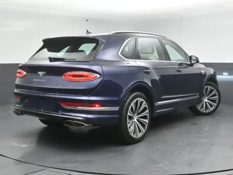 Another view of 2021 Bentley Bentayga V8 for sale in Naperville, IL at Maserati Alfa Romeo of Naperville