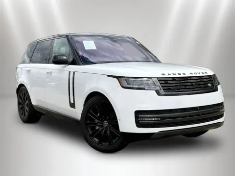Another view of 2023 Land Rover Range Rover SE for sale in Naperville, IL at Maserati Alfa Romeo of Naperville