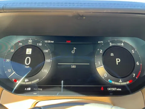 More photos of 2023 Land Rover Range Rover SE at Maserati Alfa Romeo of Naperville, IL