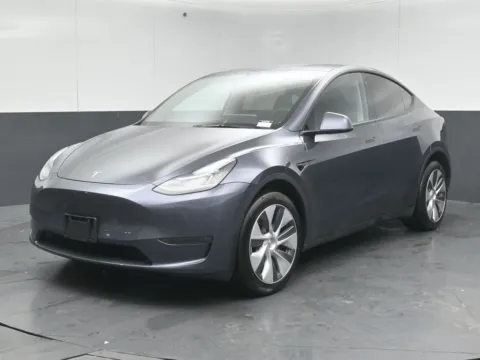Another view of 2023 Tesla Model Y Long Range for sale in Naperville, IL at Maserati Alfa Romeo of Naperville