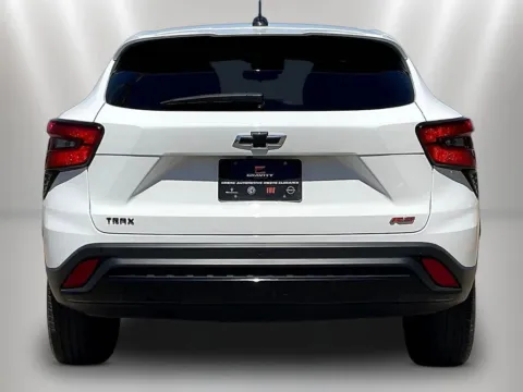 More photos of 2024 Chevrolet Trax 1RS at Maserati Alfa Romeo of Naperville, IL