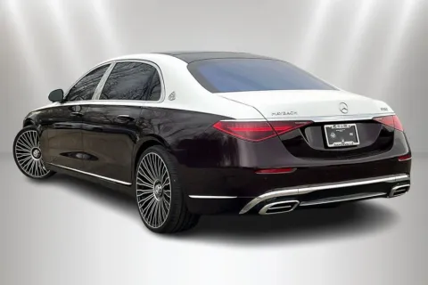 More photos of 2022 Mercedes-Benz S-Class Maybach S 580 at Maserati Alfa Romeo of Naperville, IL