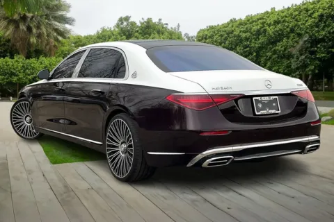 More photos of 2022 Mercedes-Benz S-Class Maybach S 580 at Maserati Alfa Romeo of Naperville, IL