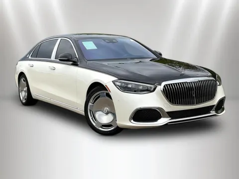 Another view of 2022 Mercedes-Benz S-Class Maybach S 580 for sale in Naperville, IL at Maserati Alfa Romeo of Naperville