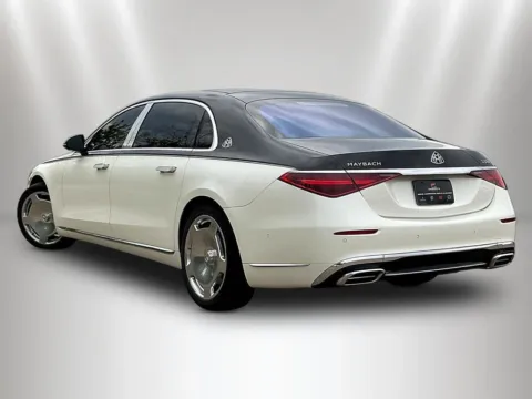More photos of 2022 Mercedes-Benz S-Class Maybach S 580 at Maserati Alfa Romeo of Naperville, IL