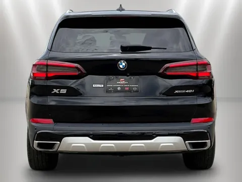 More photos of 2022 BMW X5 xDrive40i at Maserati Alfa Romeo of Naperville, IL