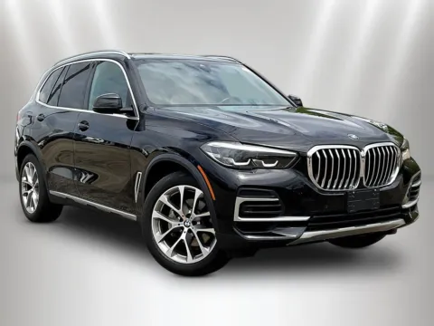 Another view of 2022 BMW X5 xDrive40i for sale in Naperville, IL at Maserati Alfa Romeo of Naperville
