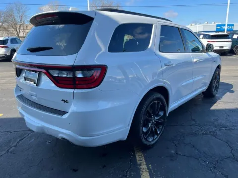 More photos of 2022 Dodge Durango R/T Plus at Maserati Alfa Romeo of Naperville, IL