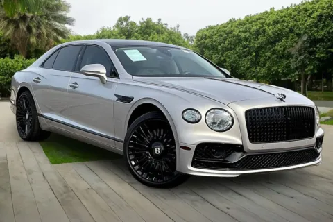 Another view of 2022 Bentley Flying Spur V8 for sale in Naperville, IL at Maserati Alfa Romeo of Naperville