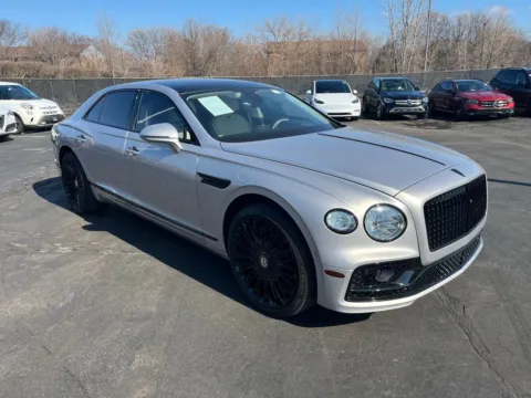 Another view of 2022 Bentley Flying Spur V8 for sale in Naperville, IL at Maserati Alfa Romeo of Naperville