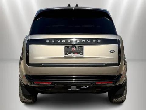 More photos of 2023 Land Rover Range Rover Autobiography at Maserati Alfa Romeo of Naperville, IL