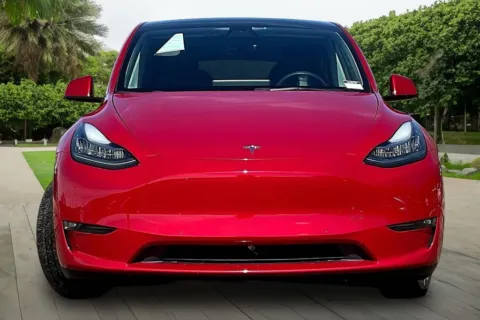 Photos of 2021 Tesla Model Y Long Range for sale in Naperville, IL at Maserati Alfa Romeo of Naperville