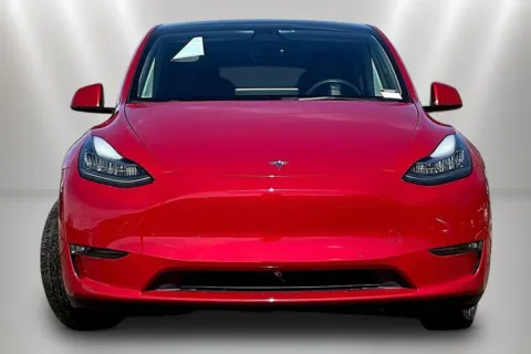 Photos of 2021 Tesla Model Y Long Range for sale in Naperville, IL at Maserati Alfa Romeo of Naperville