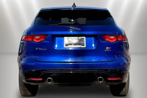 More photos of 2020 Jaguar F-PACE S at Maserati Alfa Romeo of Naperville, IL
