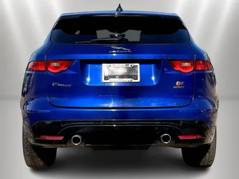 More photos of 2020 Jaguar F-PACE S at Maserati Alfa Romeo of Naperville, IL