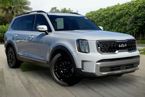 Another view of 2023 Kia Telluride EX X-Line for sale in Naperville, IL at Maserati Alfa Romeo of Naperville
