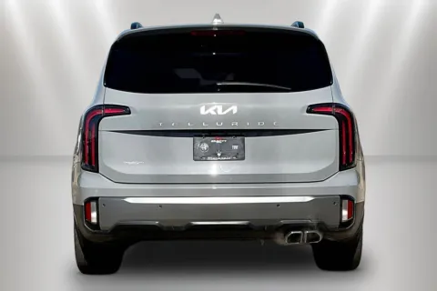 More photos of 2023 Kia Telluride EX X-Line at Maserati Alfa Romeo of Naperville, IL