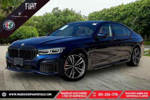 Gray 2022 BMW 7 Series 750i xDrive for sale in Naperville, IL