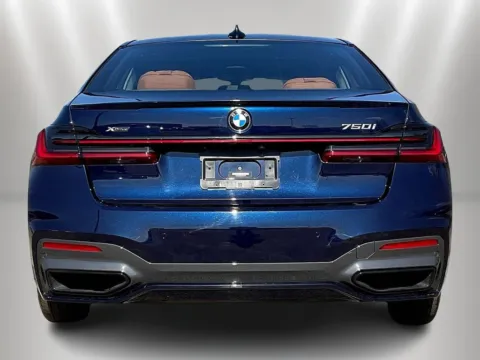 More photos of 2022 BMW 7 Series 750i xDrive at Maserati Alfa Romeo of Naperville, IL