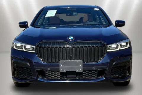 Photos of 2022 BMW 7 Series 750i xDrive for sale in Naperville, IL at Maserati Alfa Romeo of Naperville