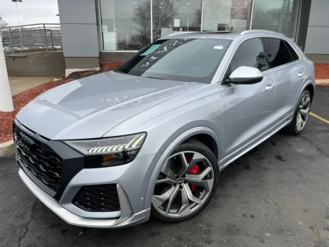 Photos of 2021 Audi RS Q8 4.0T for sale in Naperville, IL at Maserati Alfa Romeo of Naperville
