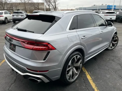 More photos of 2021 Audi RS Q8 4.0T at Maserati Alfa Romeo of Naperville, IL