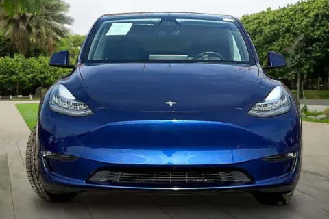 Photos of 2021 Tesla Model Y Long Range for sale in Naperville, IL at Maserati Alfa Romeo of Naperville