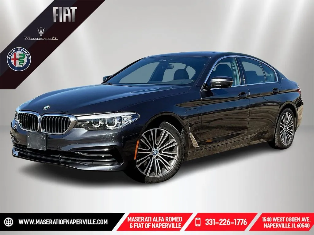 Gray 2019 BMW 5 Series 530e xDrive iPerformance for sale in Naperville, IL